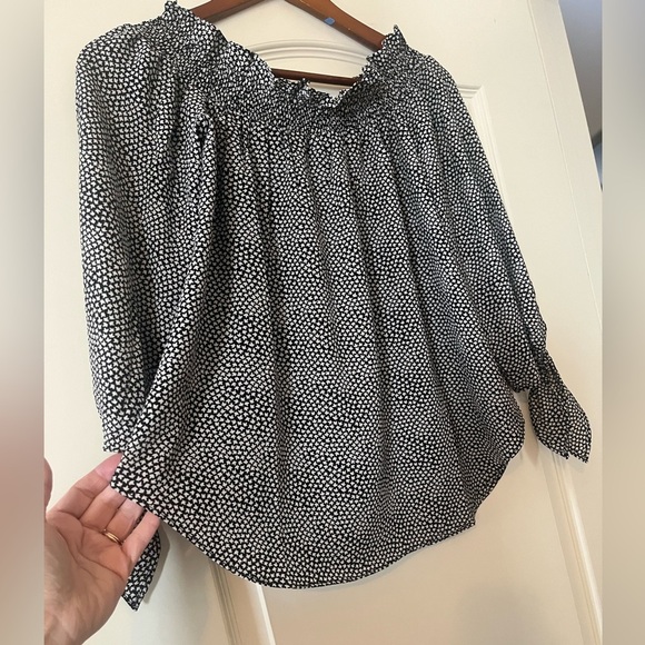 MICHAEL Michael Kors Black & White Off the Shoulder Blouse Women’s Size Small - Picture 6 of 13